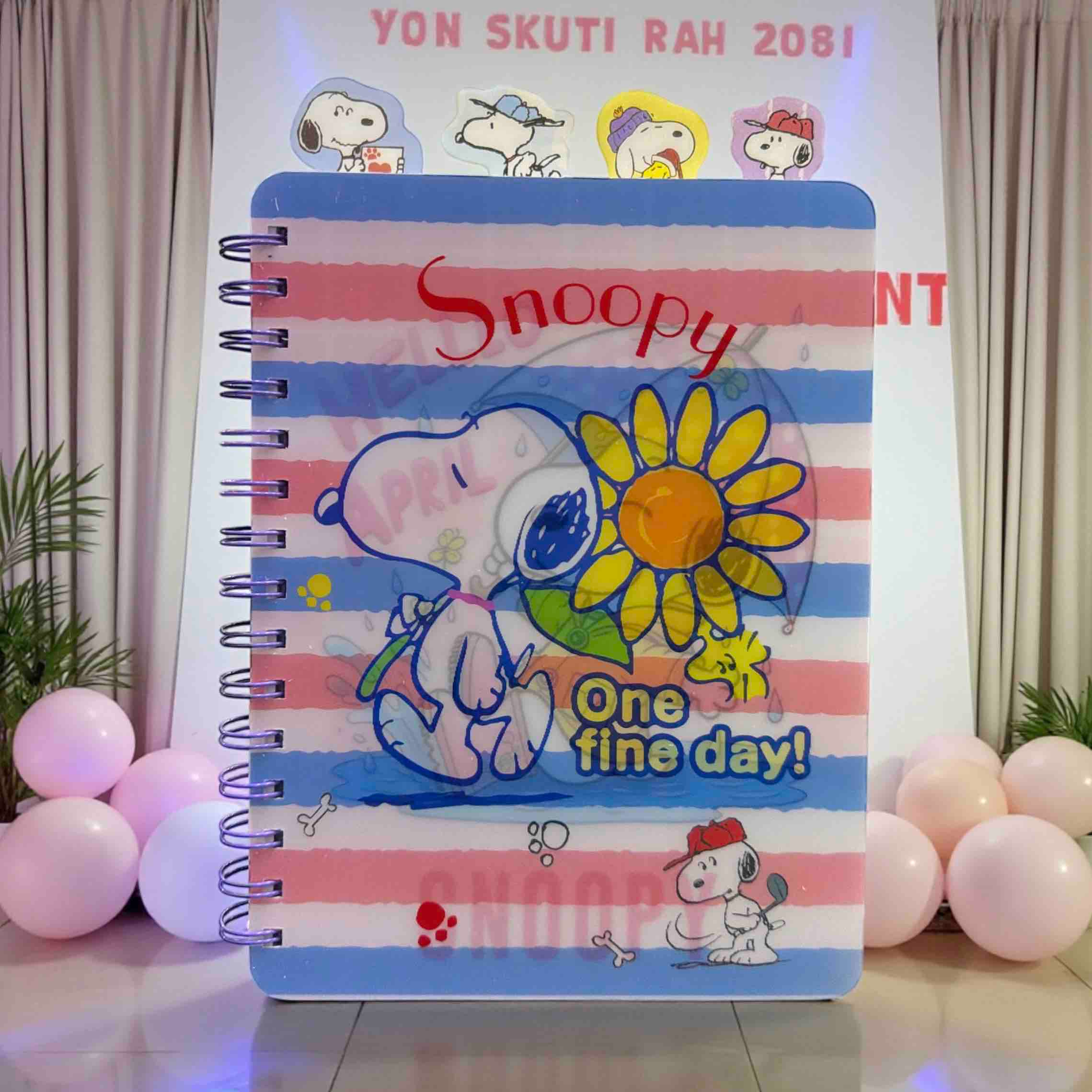 Cuaderno holográfico snoopy
