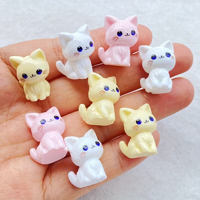 Mini Gatitos 3D de Resina | 2 cm Sentaditos | Colores: Blanco, Rosa, Amarillo