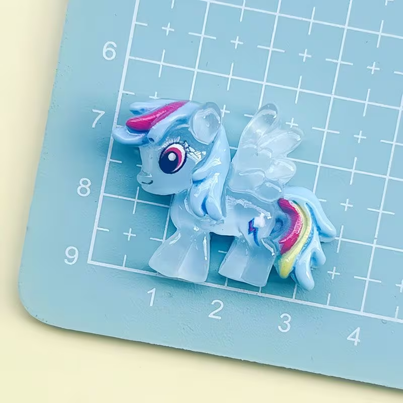 Aplique My Little Pony Brillante en la Oscuridad | Rosa, Morado o Azul, para Pijamas, Mochilas y Decoración