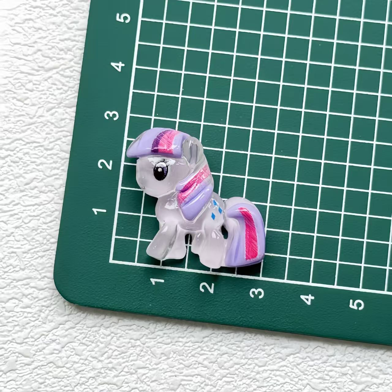 Aplique My Little Pony Brillante en la Oscuridad | Rosa, Morado o Azul, para Pijamas, Mochilas y Decoración