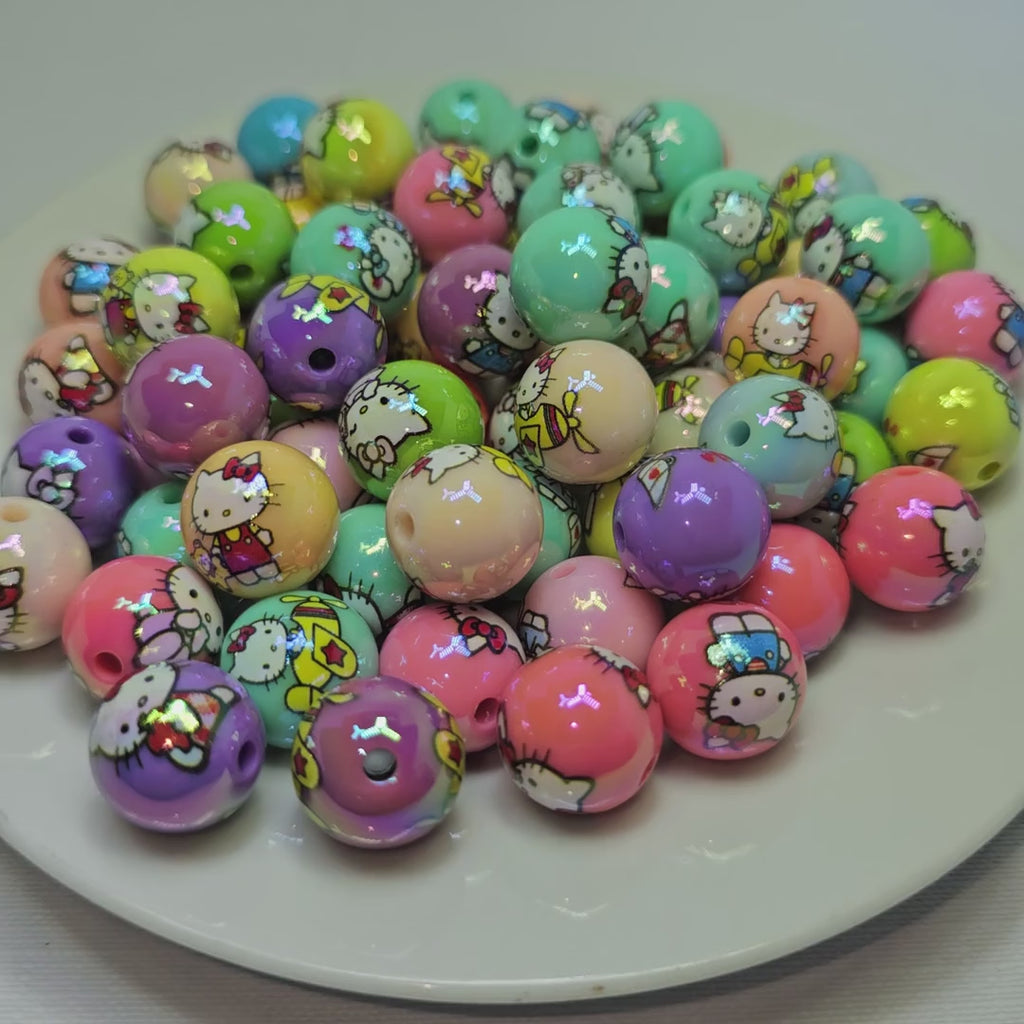 Cuentas de Hello Kitty | 16mm con Perforación 3mm | Pack Sorpresa de 10 Diseños Aleatorios Vibrantes
