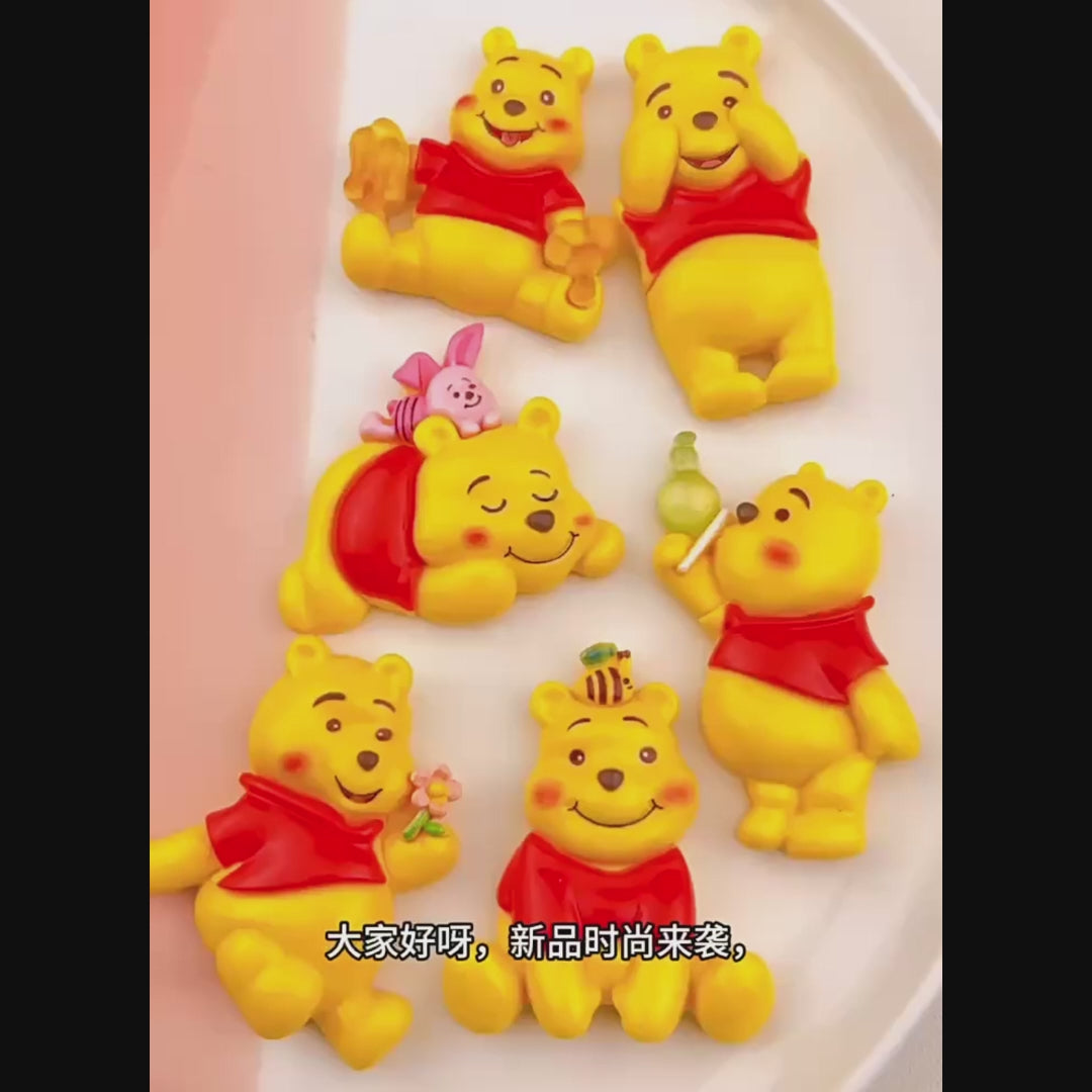 Apliques Gigantes de Resina 3D | Hasta 6 cm | Sets de Stitch, Pooh y Bob Esponja | 5 Apliques por Set